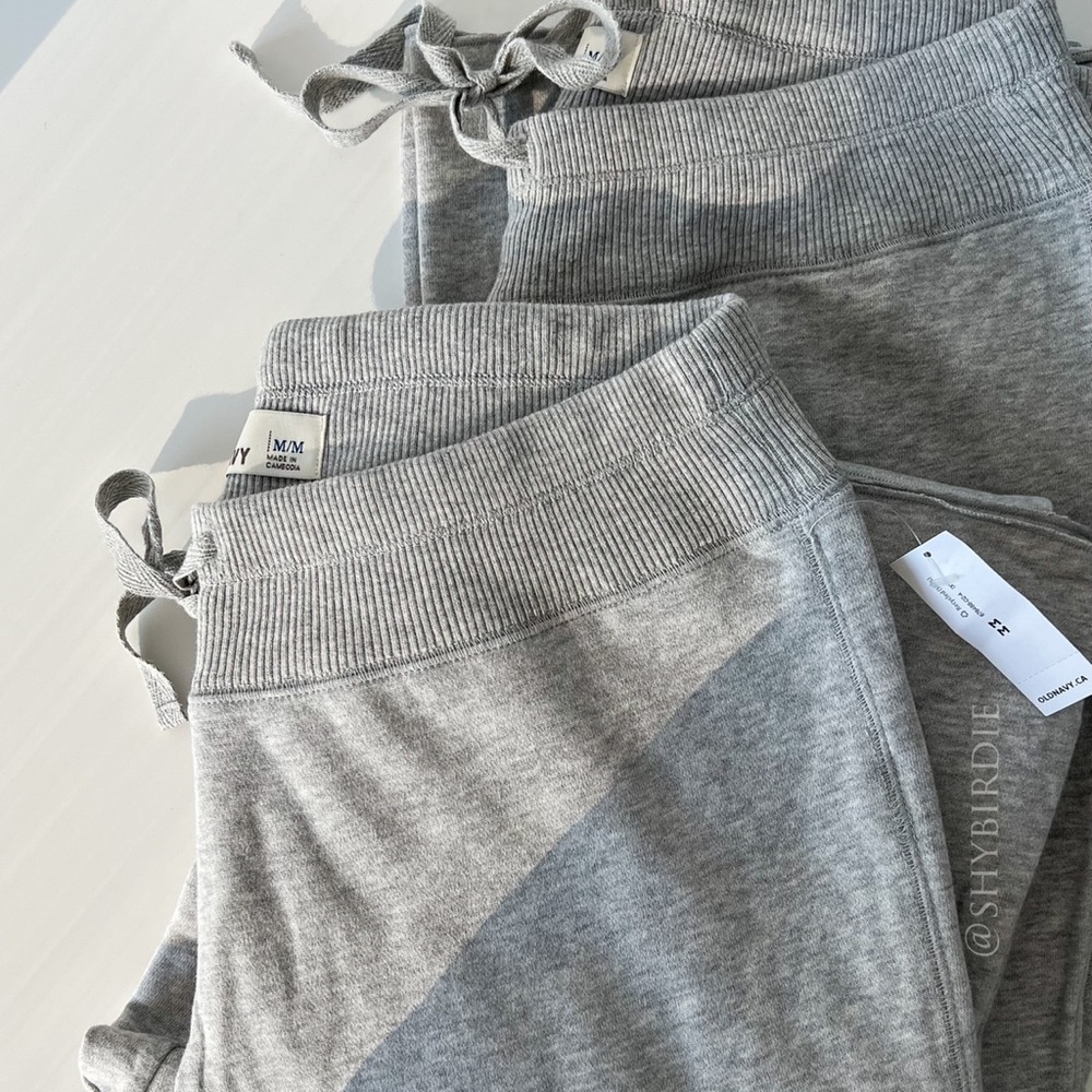 NEW Old Navy 2 Pairs Fleece Sweatpants